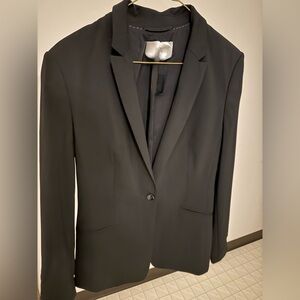 Hugo Boss Elegant Black Blazer